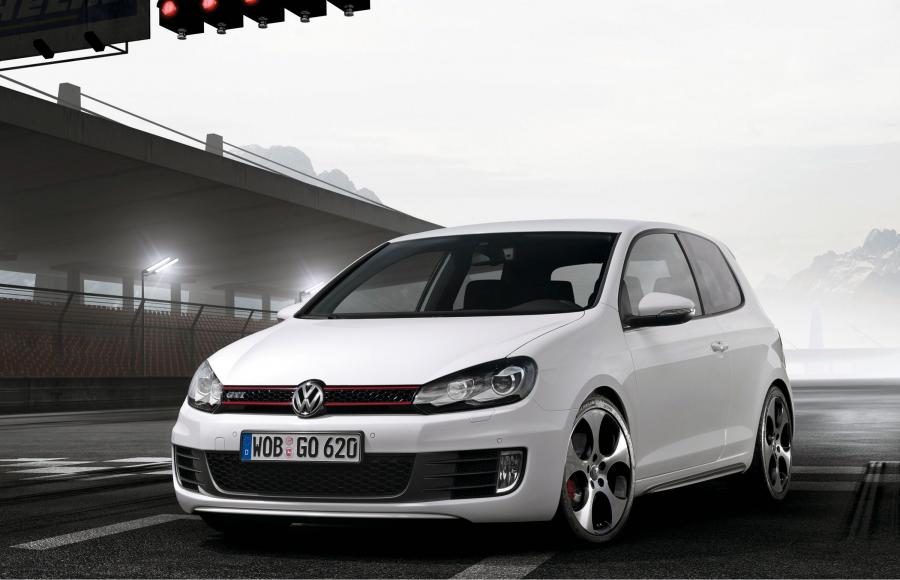  Volkswagen Golf GTi 2008 года  (фото 9 из 83)